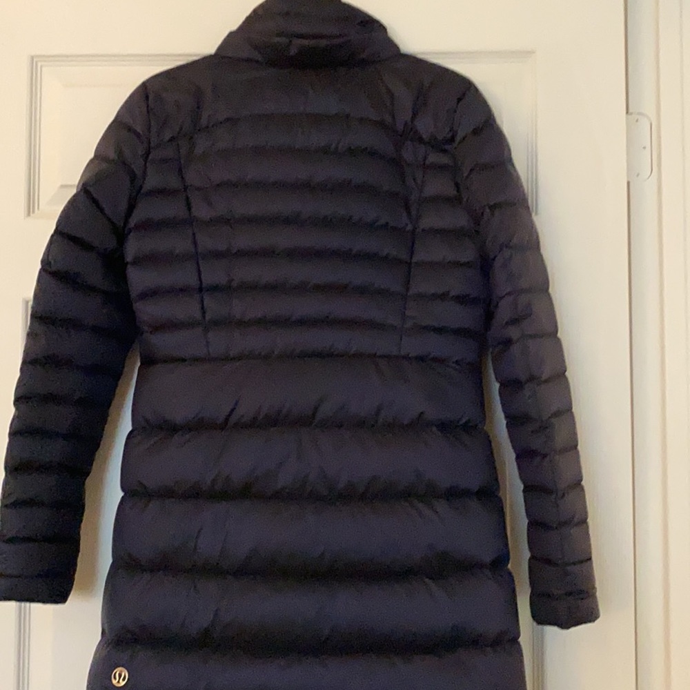 Lululemon - Picture 5 of 6